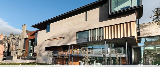 Dunfermline Carnegie Library & Galleries