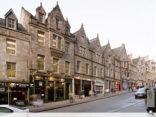 <strong>Intervention As part of a series of articles commissioned by RCAHMS David W. Walker reflects on the creation of Edinburgh&rsquo;s Cockburn Street. The project was designed by John Dick Peddie and Charles Kinnear to show how to link the Old and New Towns</strong>
