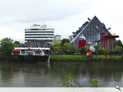 A typically adventurous Alsop approach on the Clyde 