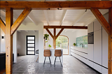 A kitchen uses HIMACS to connect the past and the present Design & Meer 