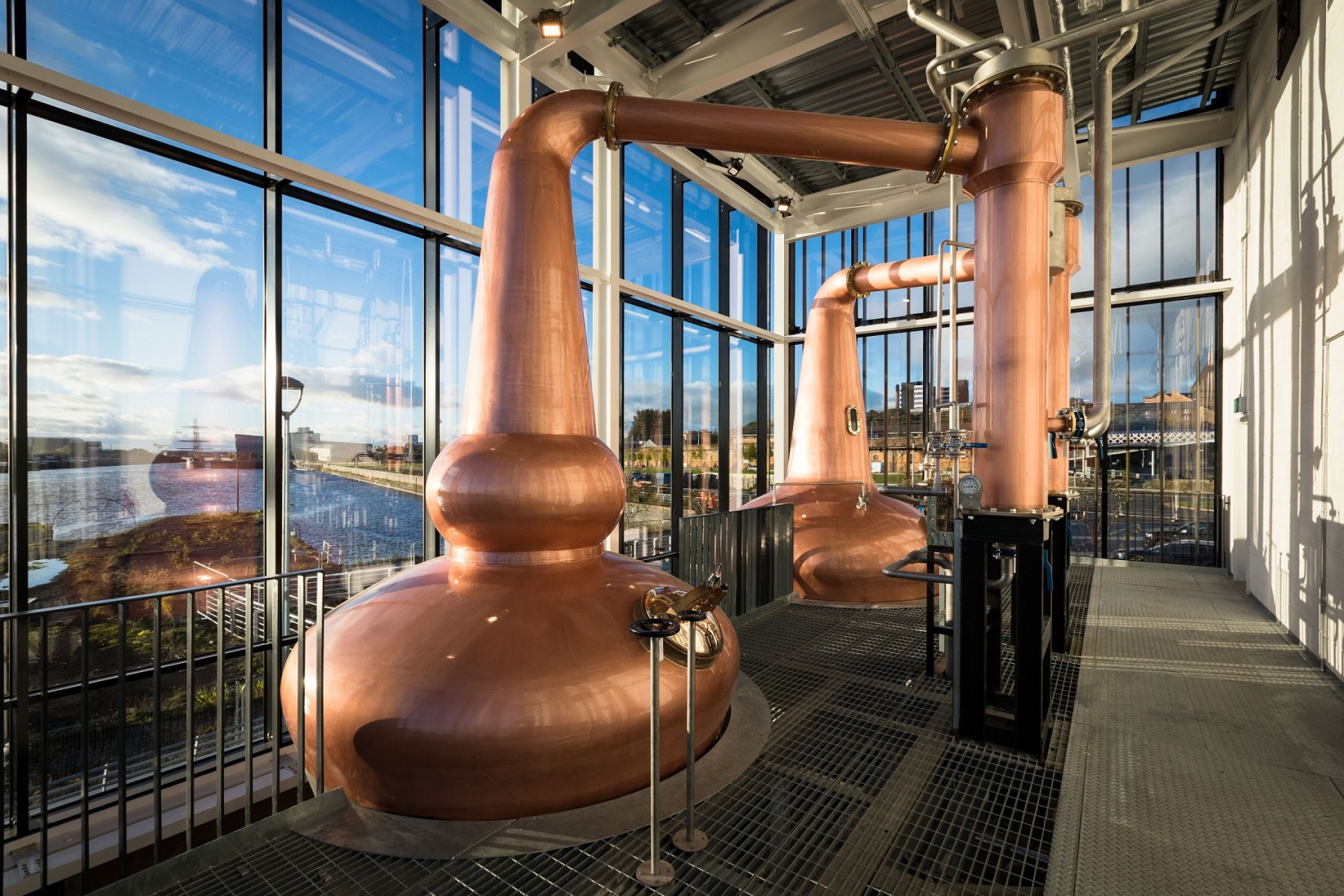 scottish whiskey distillery tours